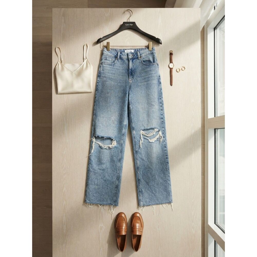 Dynamite Heidi High Rise Wide Leg Distressed Jeans Medium Wash Size 25 EUC